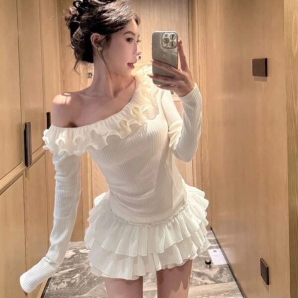 Set Áo Trễ Vai Viền Bèo Tay Dài Phối Chân Váy Xoè Tầng - Set Đồ Nữ Tiểu Thư Sang Chảnh Đi Chơi Tết