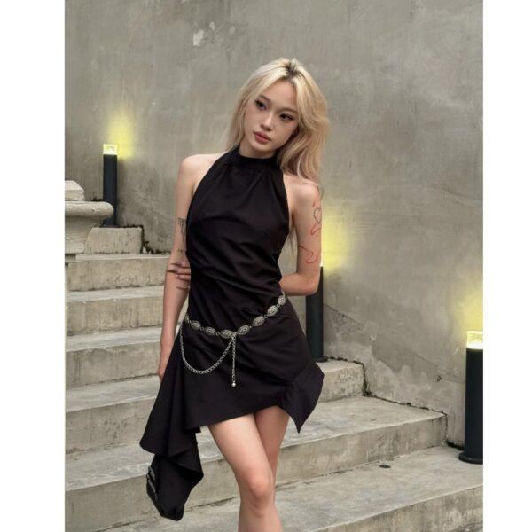 Đầm yếm hơ lưng - CoBaShop