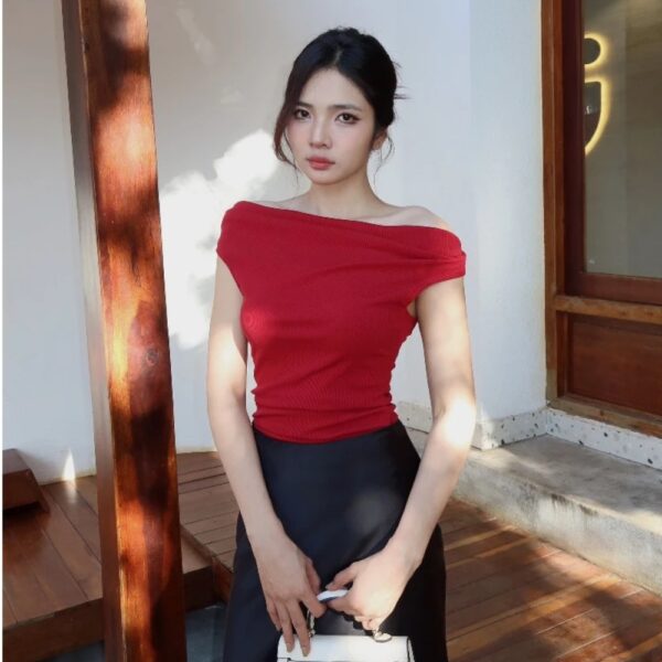 Áo croptop nữ tay ngắn kiểu lệch vai gấp nhún thun tăm mịn co dãn - CoBaShop
