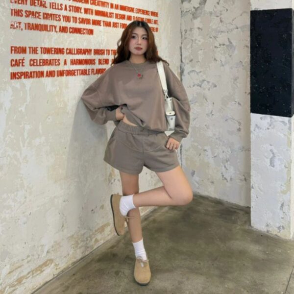 Áo Sweater Nỉ Chân Cua Thêu Chữ Form Boxy Đi Viền 2 Bên (2 SIZE) - CoBaShop