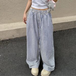 Quần dài kẻ sọc STRIPE PANTS ống rộng phong cách streetwear - CoBaShop