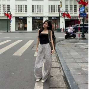 Quần dài kẻ sọc STRIPE PANTS ống rộng phong cách streetwear - CoBaShop