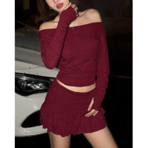 CoBaShop-Set Áo Trễ Vai Tay Dài Vải Thun + Chân Váy Cạp Trễ Sexy - KYLIE SET