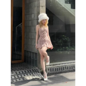 Đầm Cổ Yếm Xếp Li Phối Viền - CoBaShop