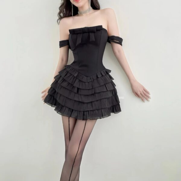 https://cobashop.vn/wp-content/uploads/2025/03/co-bigsize-dam-vay-tafta-tre-vai-no-nguc-phoi-beo-tang-cobashop2.jpg