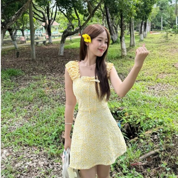 Đầm chữ A nơ hở lưng Daisy Dress 🌼🌼 - CoBaShop