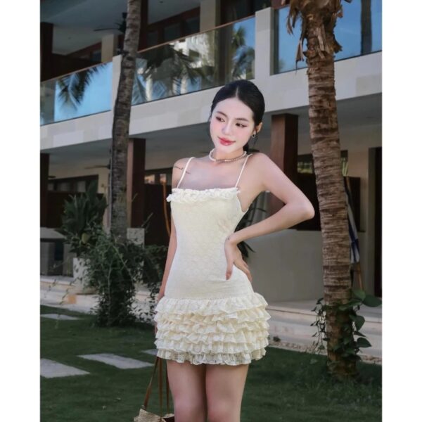 Đầm nữ hai dây bèo tầng chất ren hoa xinh xắn - CoBaShop