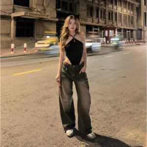 Quần jeans lưng cao ống suông form hàn phủ khói - CoBaShop