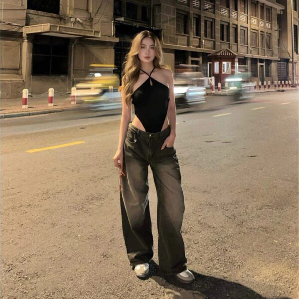 Quần jeans lưng cao ống suông form hàn phủ khói - CoBaShop